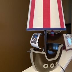 Kids Pirate Ship Lamp