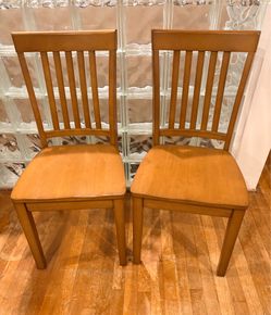 Set of 2 brand new solid wood kitchen dining chairs