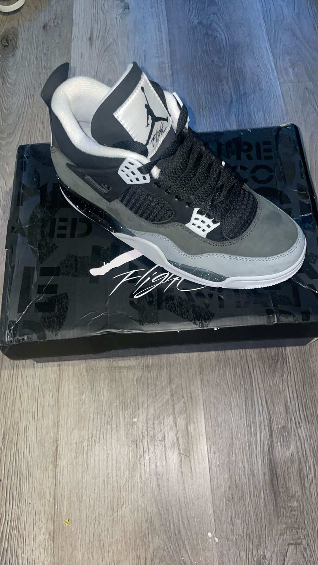 Jordan 4 Retro Fear