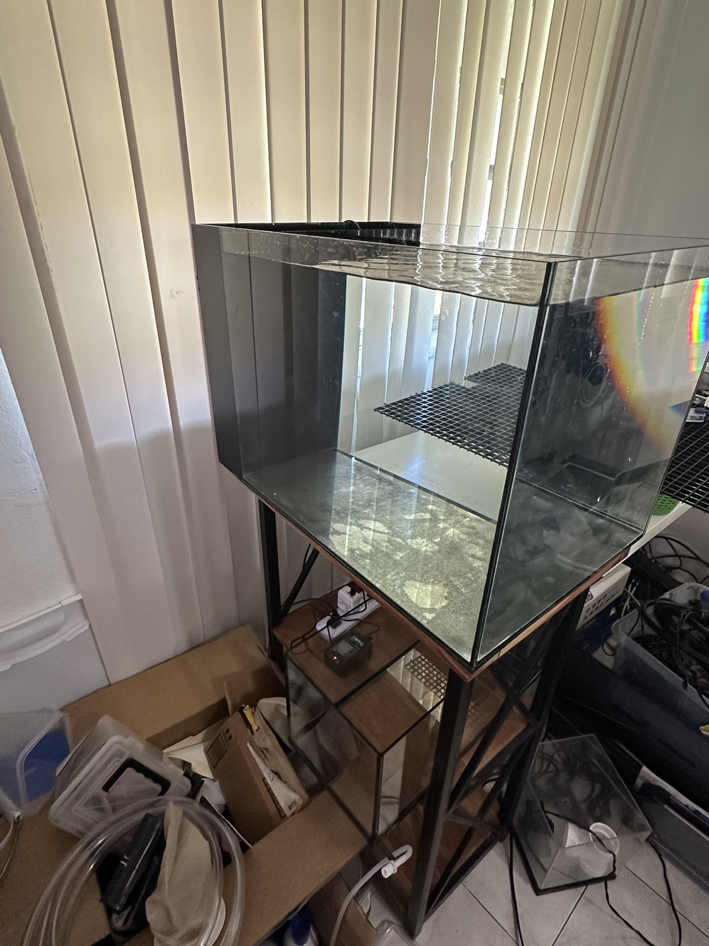 Waterbox Fish Tank CUBE 25peninsula With Stand