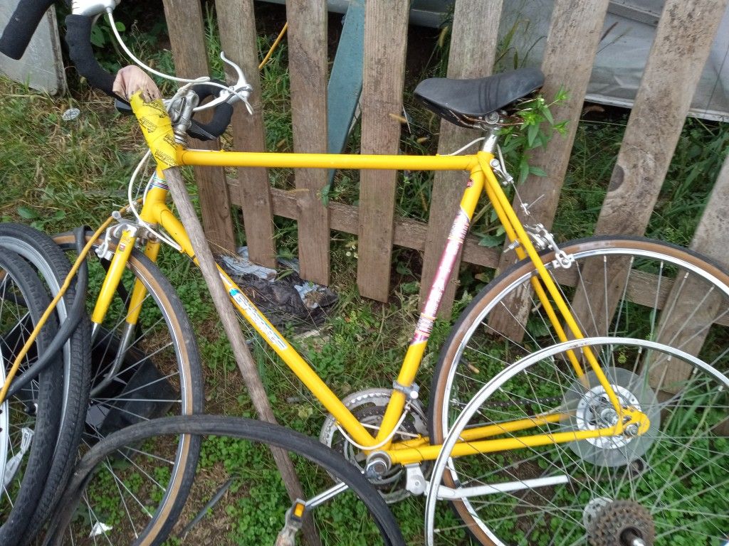 Almost Brand New 12 Speed