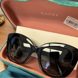 Women’s Gucci Sunglasses