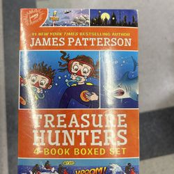 NWT Treasure Hunters Book Boxed Set