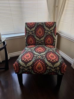 Colorful Upholstered Accent Chair – Boho / Eclectic Style