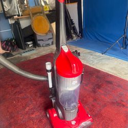 Dirt devil vacuum