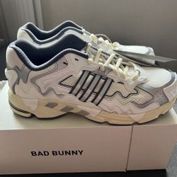 🔥 BAD BUNNY Adidas Response CL M5 W6