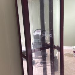 Glass display cabinet