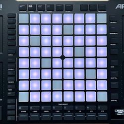 Akai APC64 Beat Machine 