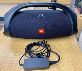 JBL Boombox 2 Portable Bluetooth Speaker – Black w/ Charger