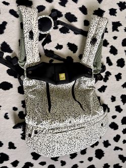 Lillebaby Complete All Seasons Baby Carrier