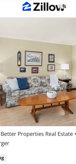 Free floral couch. In great shape.