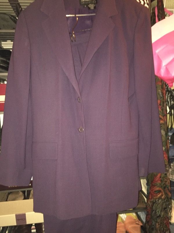 Ladies Designer Plum Pant Suit - Size 12