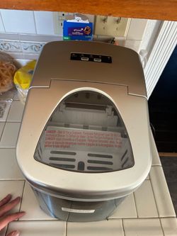 Ice maker