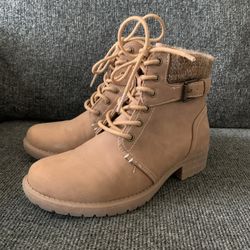 girl boots size 2