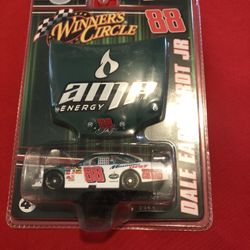 Dale Earnhardt Jr #88 Die-cast Car Nascar 2008 Amp Energy Mt Dew 1:64 Hood