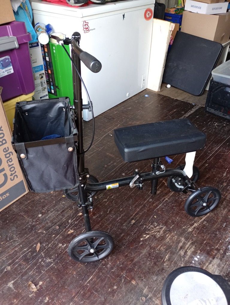 Knee Scooter