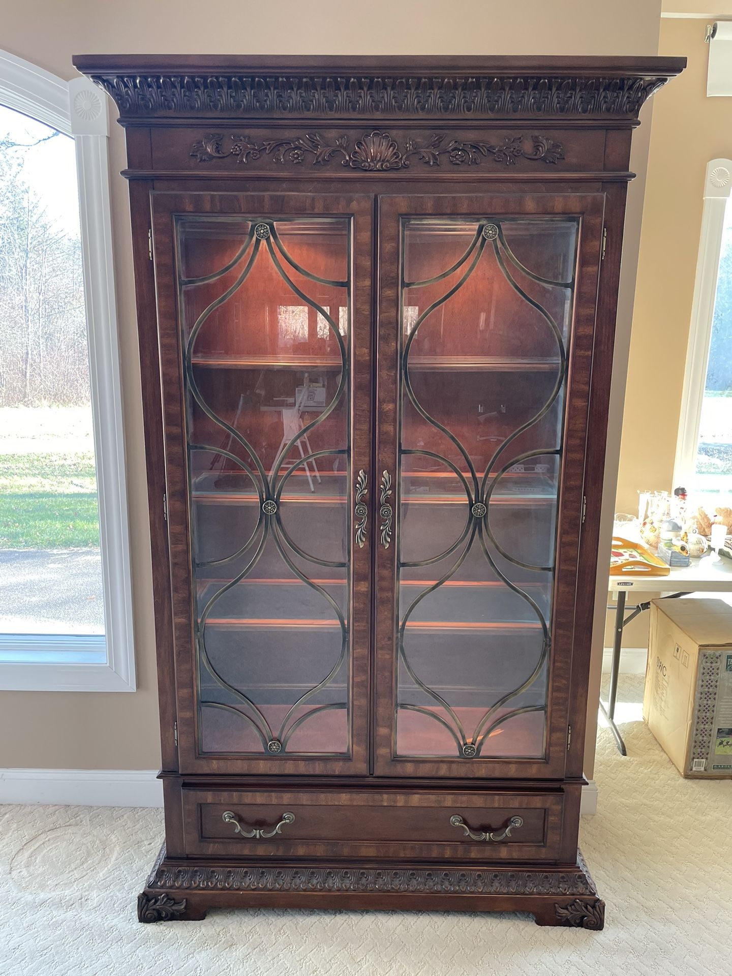 Display Cabinet