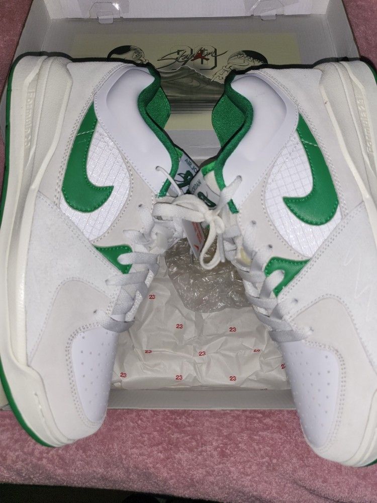 Nike Air Jordan Stadium Size 10 New 