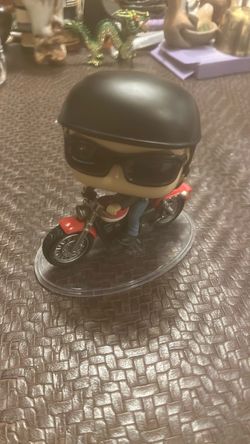 POP RIDE CAPTAIN MARVEL CAROL DANVERS ON MOTORCYCLE