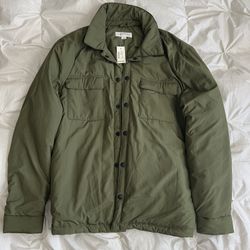 “New” AEROPOSTALE Military Green Puffer jacket (L)