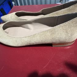 NEW Shoes Size 7- 1/2 