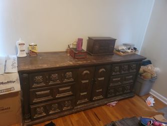 Soild wood dresser
