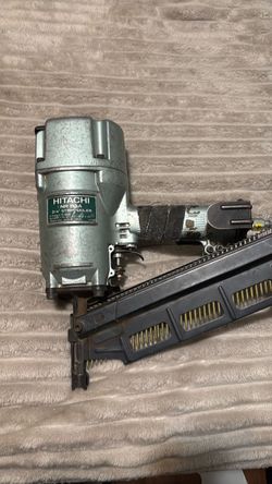 Hitachi strip nailer NR 83A