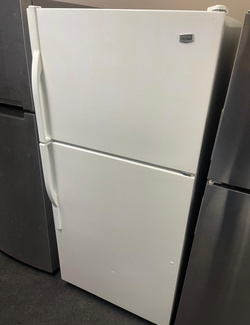 Maytag Top Freezer Fridge – White, Clean, Runs Great