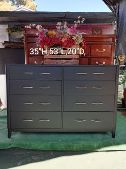 Vintage black 8/drawer wood dresser