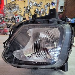 2020 - 22 - KIA SOUL- RIGHT- HEADLIGHT 