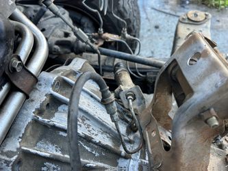 Toyota pick up part