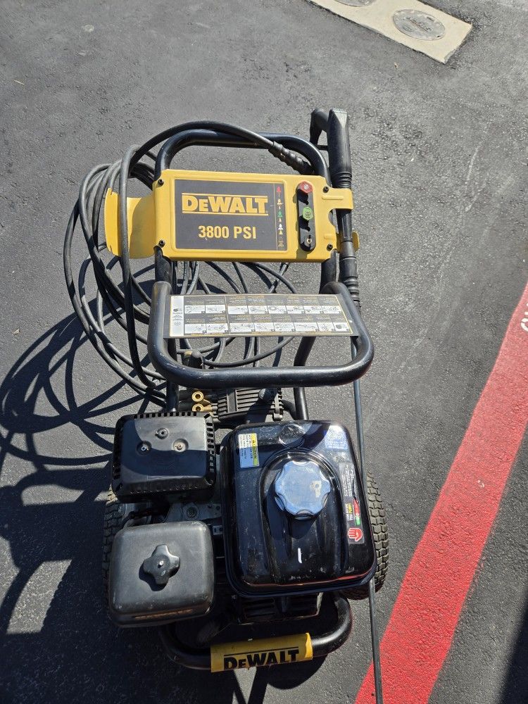 Dewalt 3000 Psi Pressure Washer