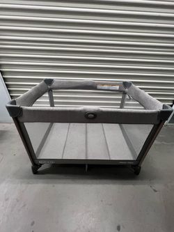 Graco Pack & Play Portable Crib