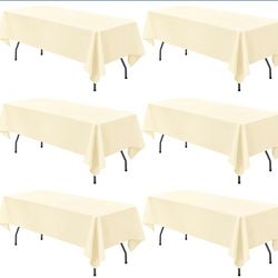 12 Beige Tablecloths