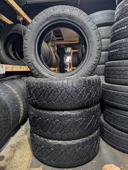 275/60R20 Nitto $400 Set of 4