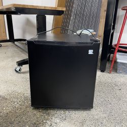 Nice Mini Fridge