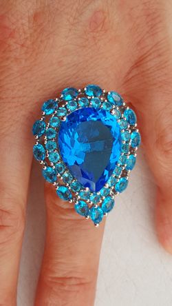 BRAND NEW LARGE LONDON BLUE TOPAZ SILVER RING SIZE 6