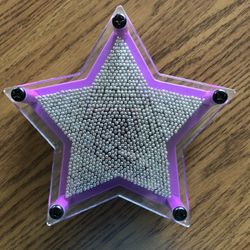 Star shaped pin art