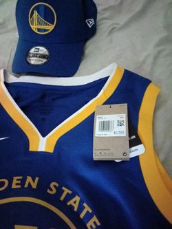 Brand new. 80$