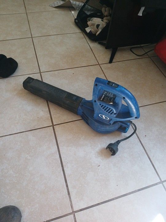 Sunjoe Compact Electric Leaf Blower