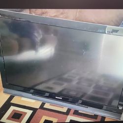 46 in Sony TV, not smart tv, includes remote