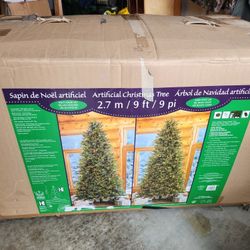 9' Christmas Tree LED