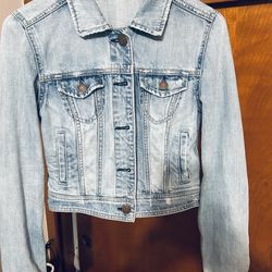 American Eagle Denim Jacket - Small Petite