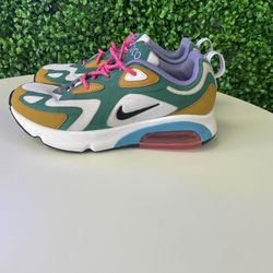 AIR MAX 200 MISTIC GREEN  7.5