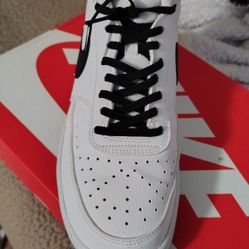Nike Size 9.5