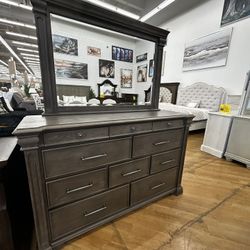 Dresser & Mirror – Solid Wood – Floor Model Special