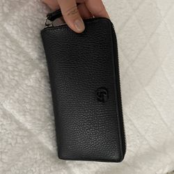 GG Marmont Zip Around wallet , Black 