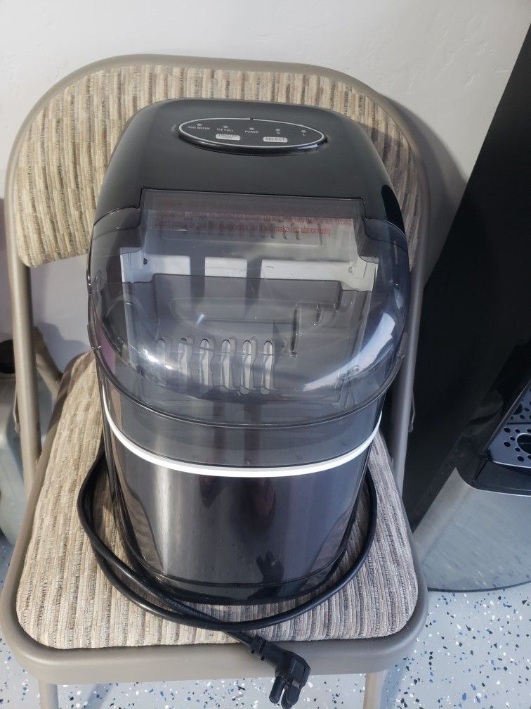 Ice Maker