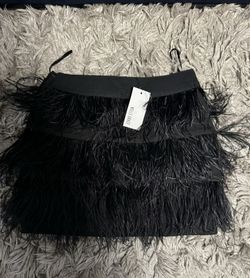 ostrich skirt, size small