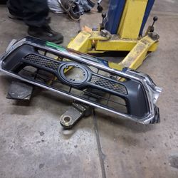 Toyota Grill. Brand New